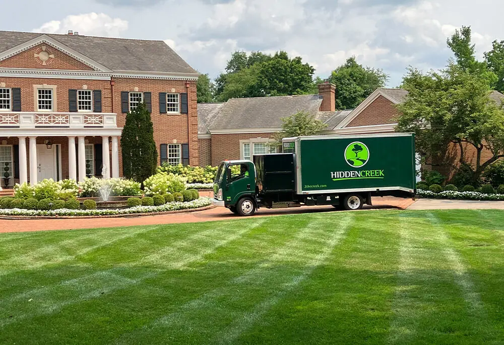 hideen-creek-landscaping-truck