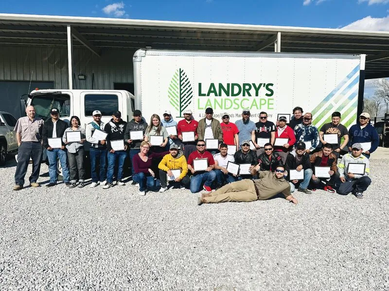 landrys-landscape-employees